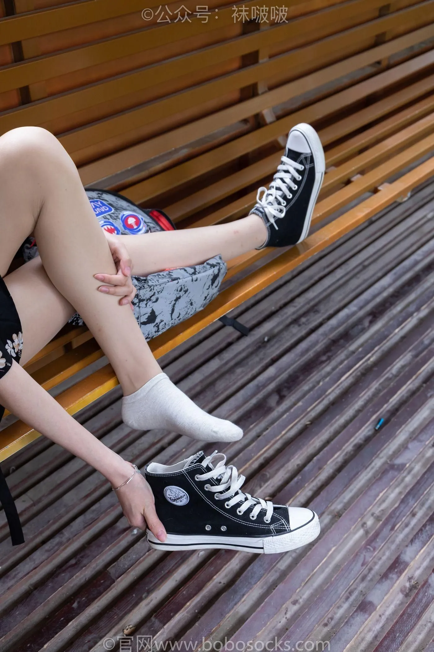 [BoBoSocks袜啵啵]NO.013 小甜豆-匡威帆布鞋、浅灰色短棉袜、肉丝 [132P]插图9